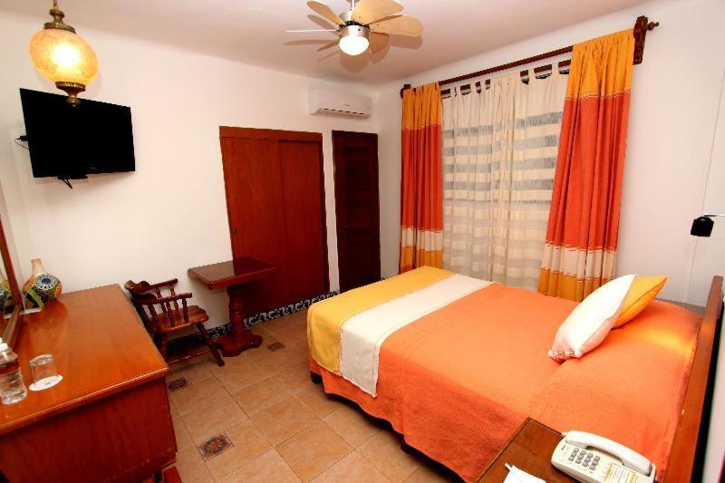 Hotel Oaxaca Real Room photo